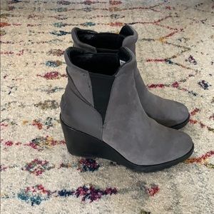 Sorel wedge boots